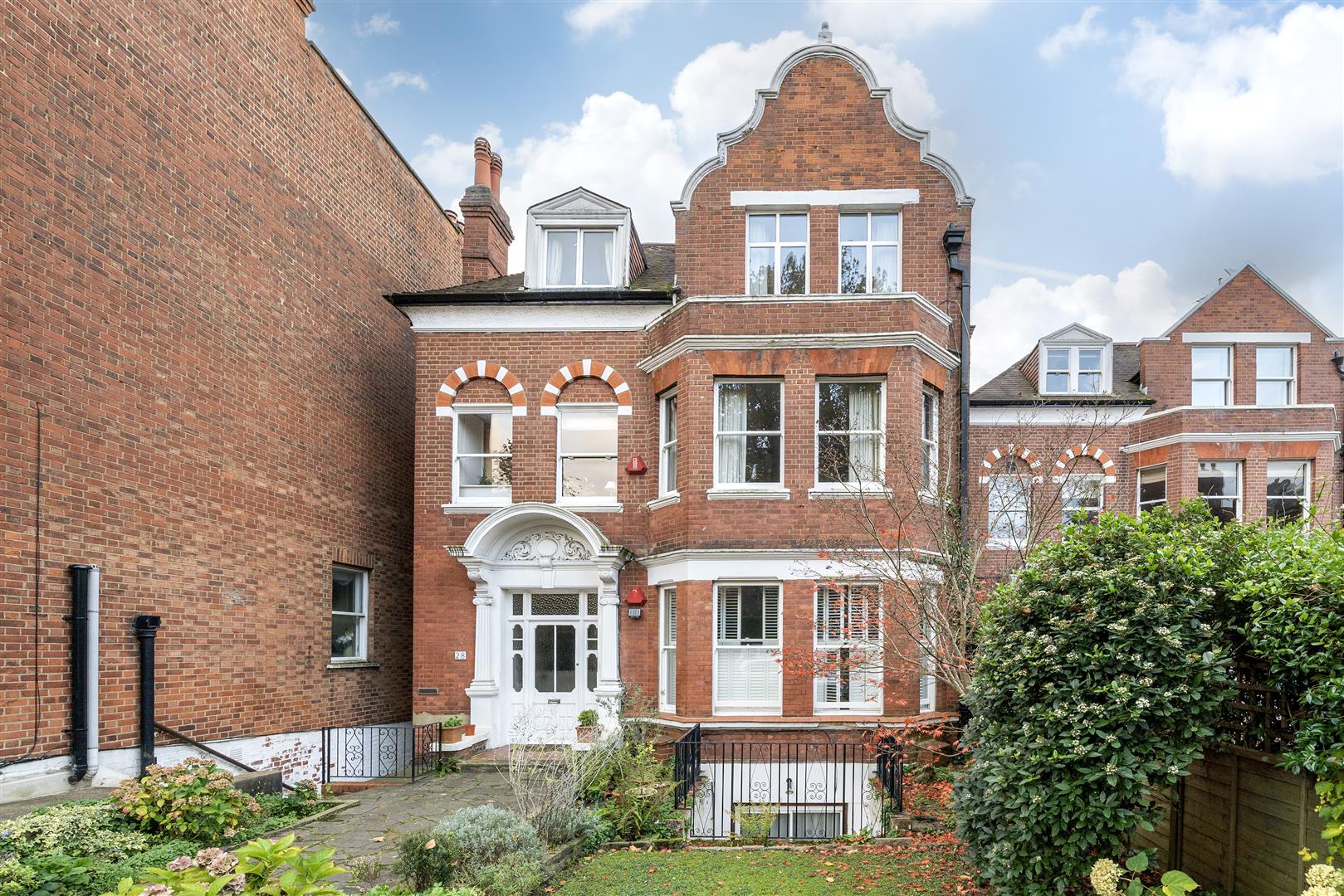 Frognal Lane, London